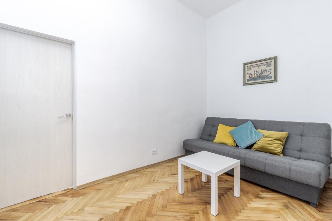 City Shalom Apartment リヴィウ エクステリア 写真
