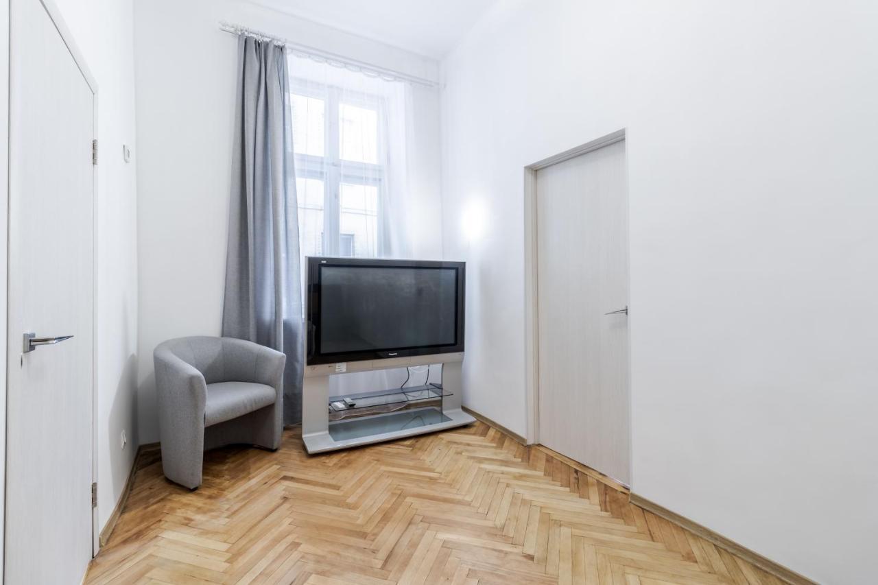 City Shalom Apartment リヴィウ エクステリア 写真