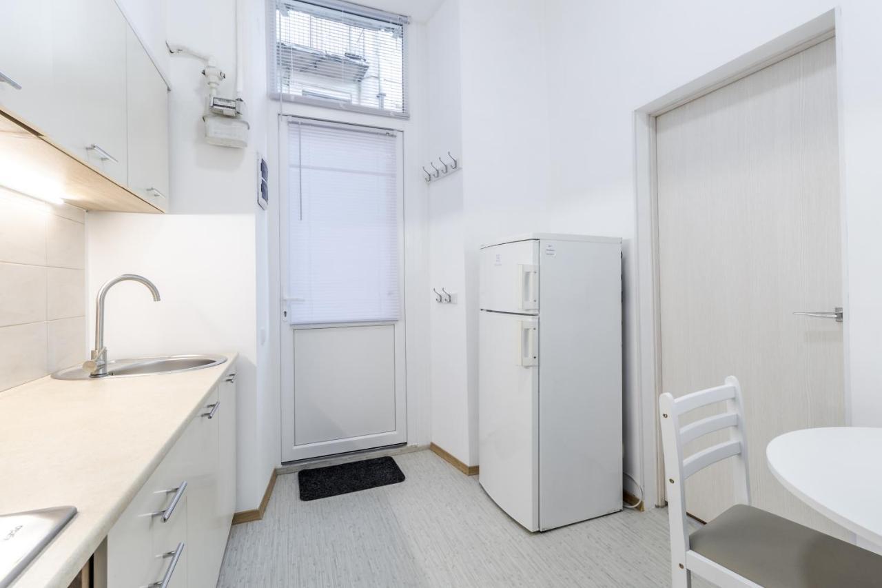 City Shalom Apartment リヴィウ エクステリア 写真